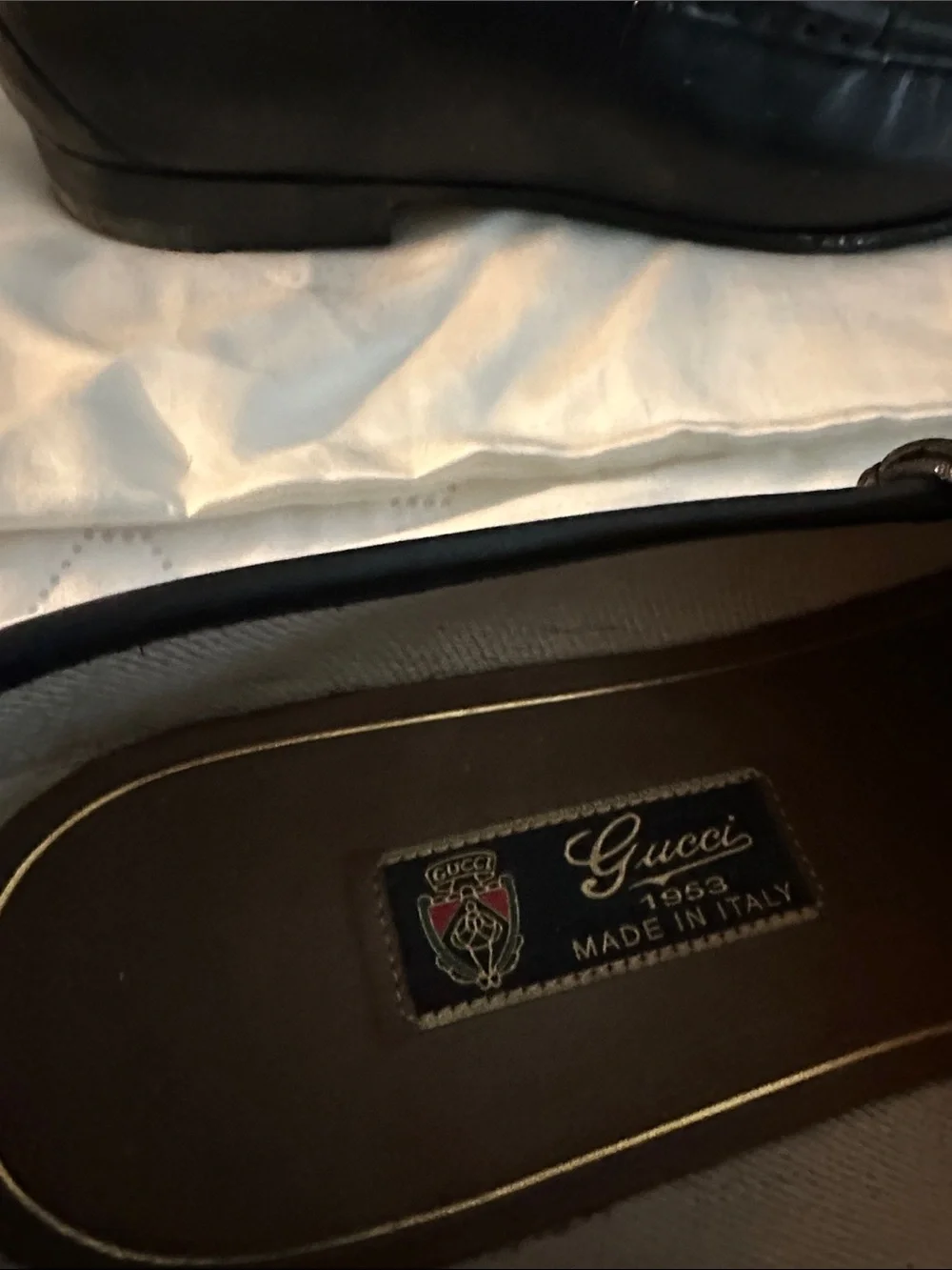 Gucci Black Leather Horsebit (Silver)Slip-On Loafers, 8, Great Condition